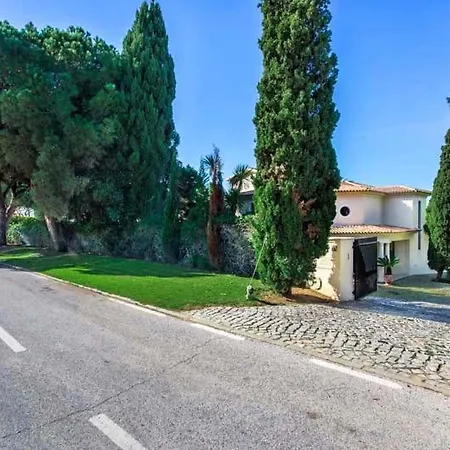 Sleeps 8 Pool Air Con T607883